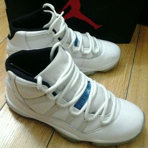 Jordan "Legand Blue" 11s